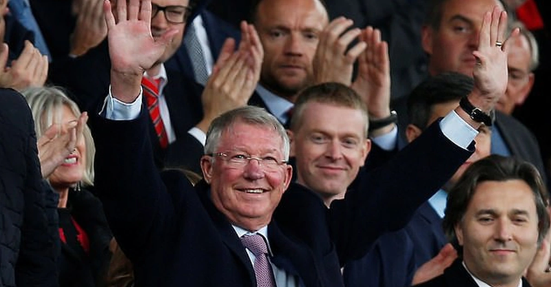 Hình ảnh Sir Alex trên khán đài danh dự là nguồn động lực to lớn, nhắc nhở các thế hệ sau về giá trị và bản sắc của Quỷ đỏ.