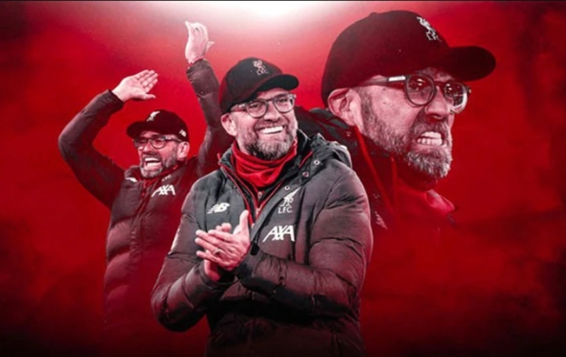 Triết lý của Klopp nổi bật với pressing cường độ cao, chuyển trạng thái nhanh và tinh thần tập thể mạnh mẽ. 