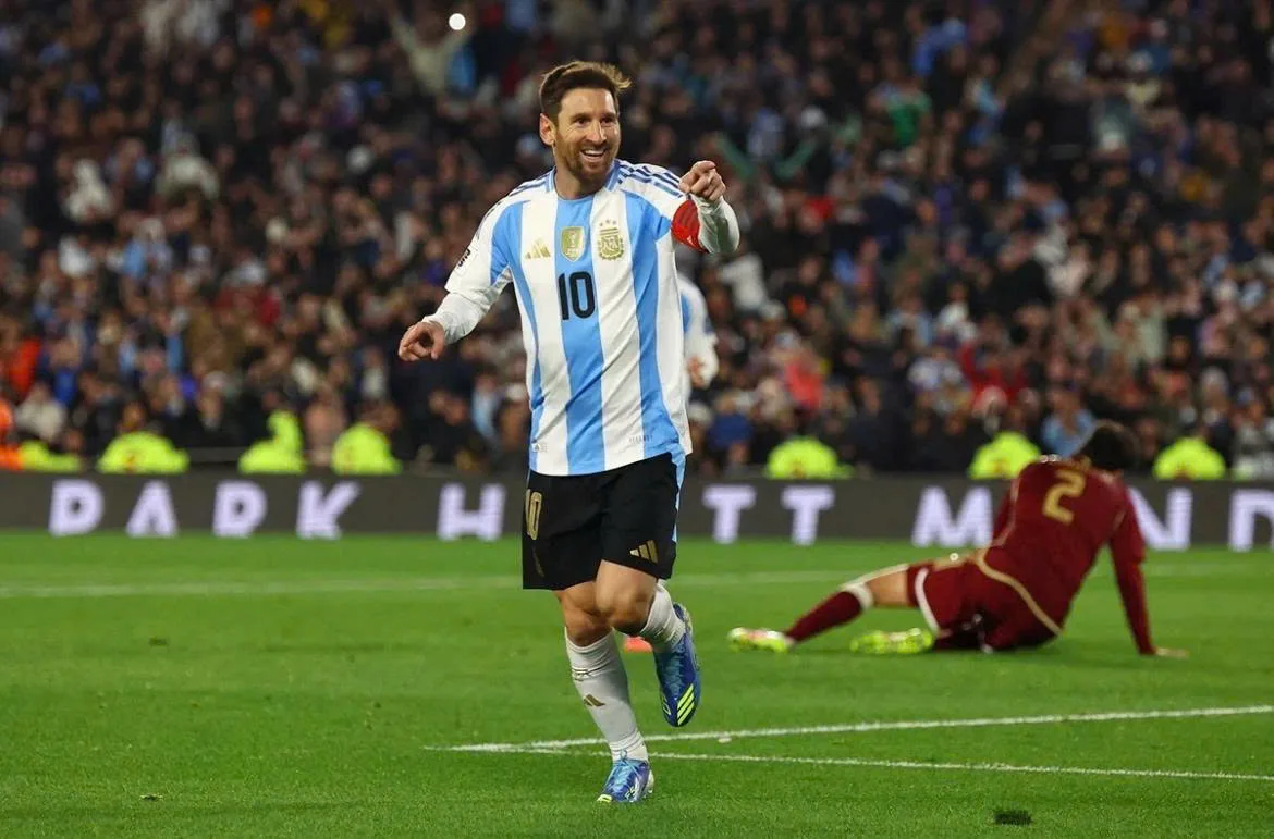 Messi có bao nhiêu bàn thắng